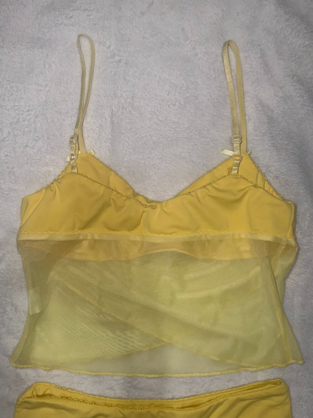 Beautiful Yellow Mesh 2-Piece Cami Top & Ruffled Skirt Set - Size M - Picture 6 of 7